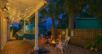 Charming Cottage in St. Aug - Kids Room & Firepit