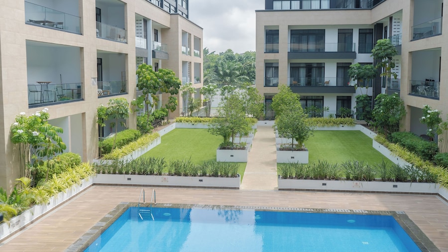 RoyalRest at Embassy Gardens