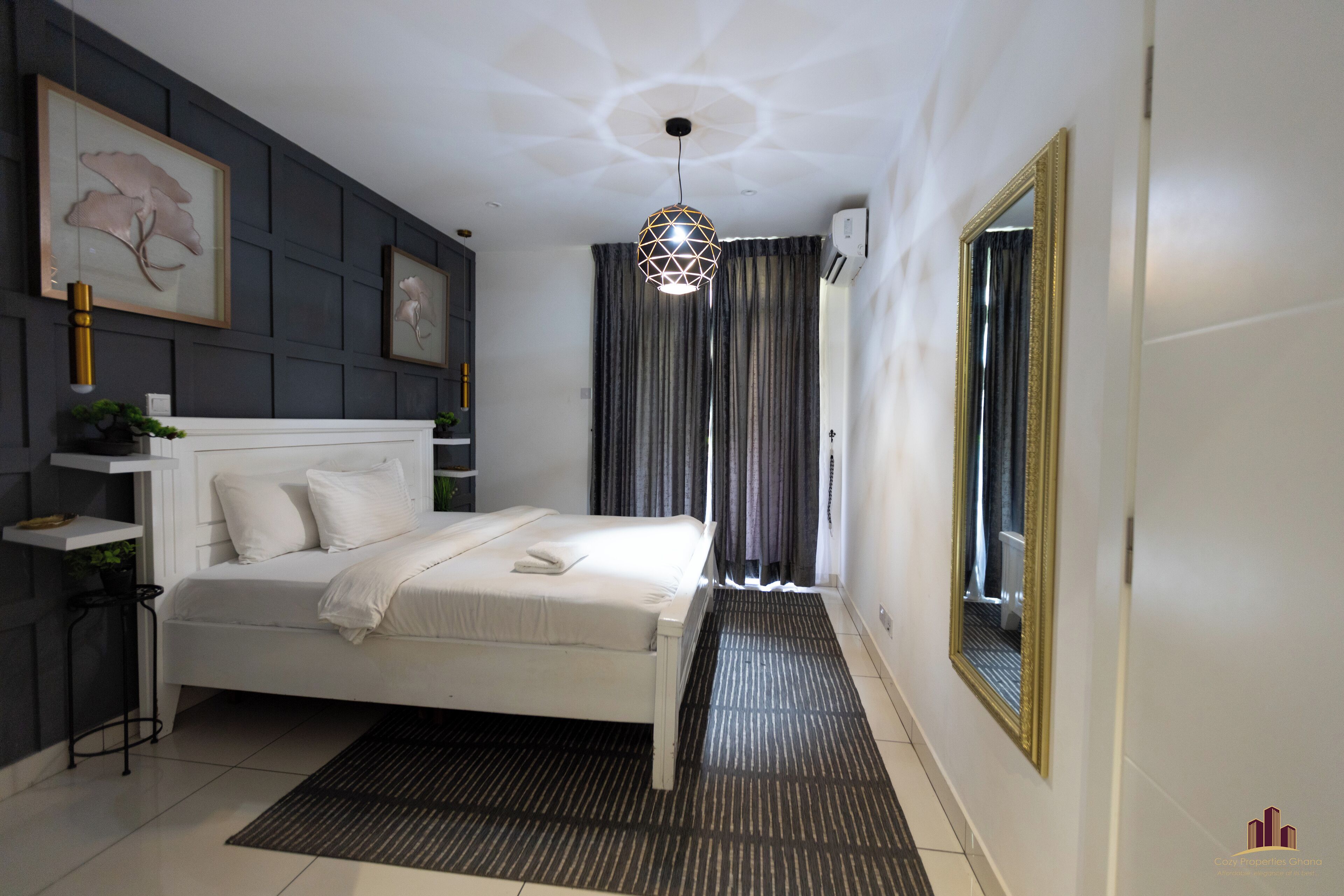 Luxury Apartment | Individually furnished, desk, iron/ironing board, free WiFi