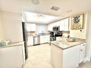 Fridge, microwave, stovetop, dishwasher - Gateway Villas 497 - Seaside Oasis (Fort Myers Beach)