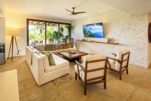 Smart TV, printers - Punta Mita Luxury Condo | Beach Clubs + Golf Cart (Punta Mita)