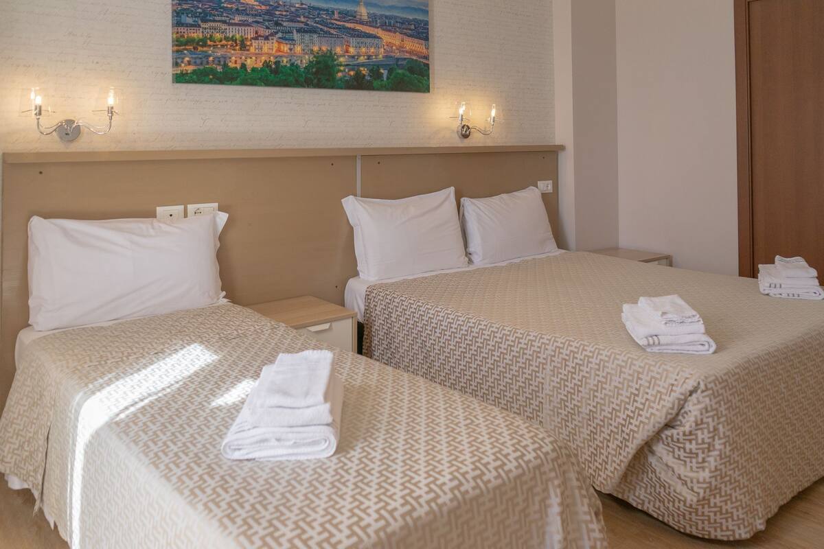 Triple Room, Balcony | Desk, iron/ironing board, free WiFi, wheelchair access