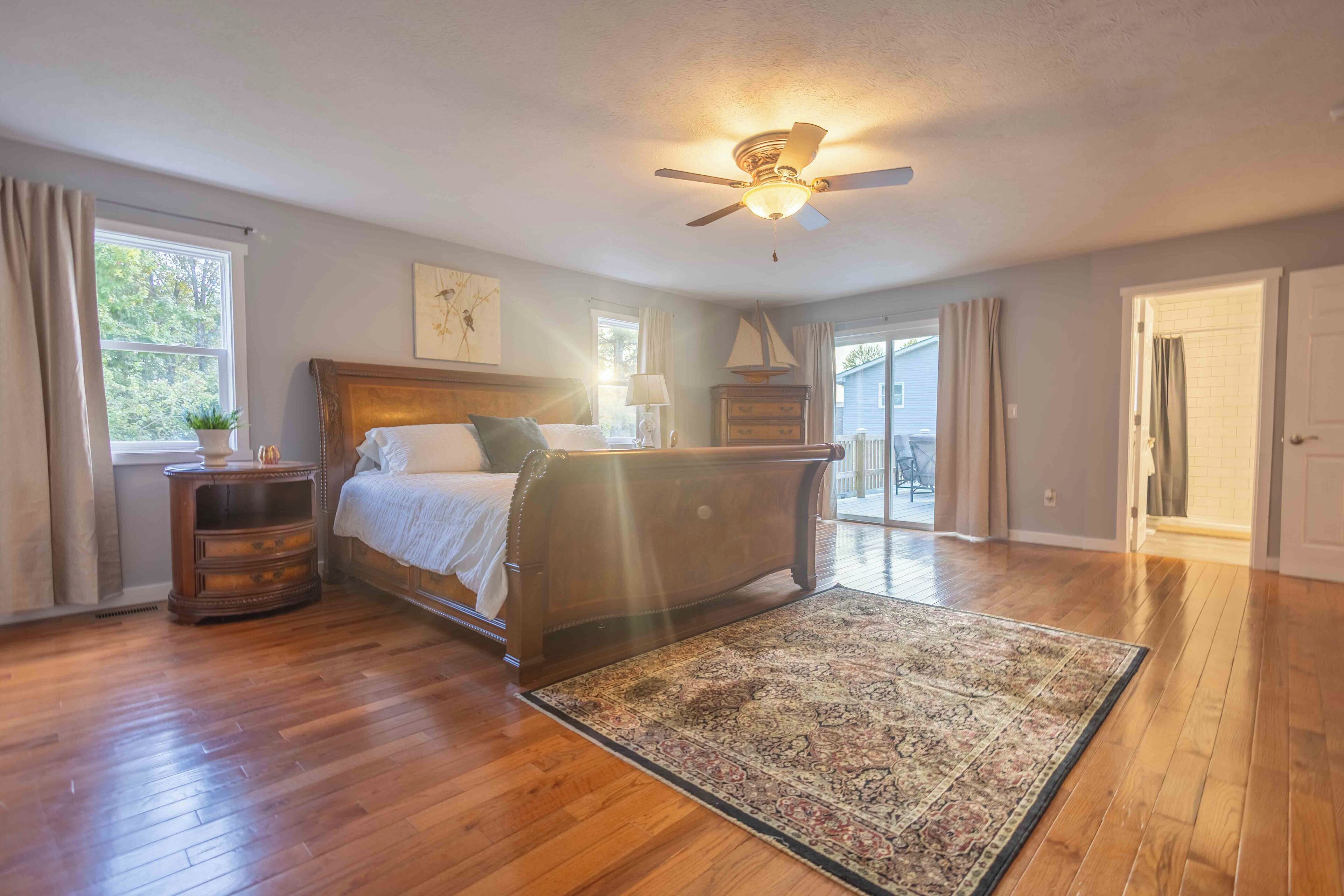 4 habitaciones, tabla de planchar con plancha y wifi gratis 