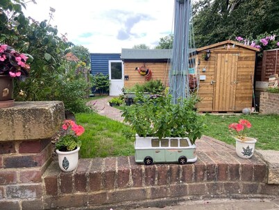 Cozy en-suite with exclusive private entrance