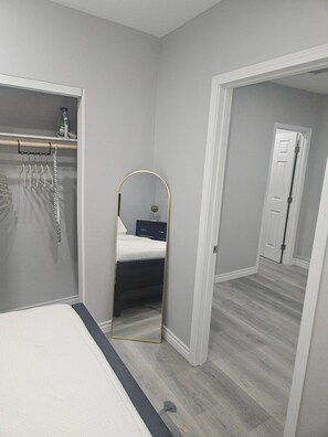 1 bedroom, free WiFi - Modern Redlands Guesthouse| Kitchen| Private Entry (Redlands)