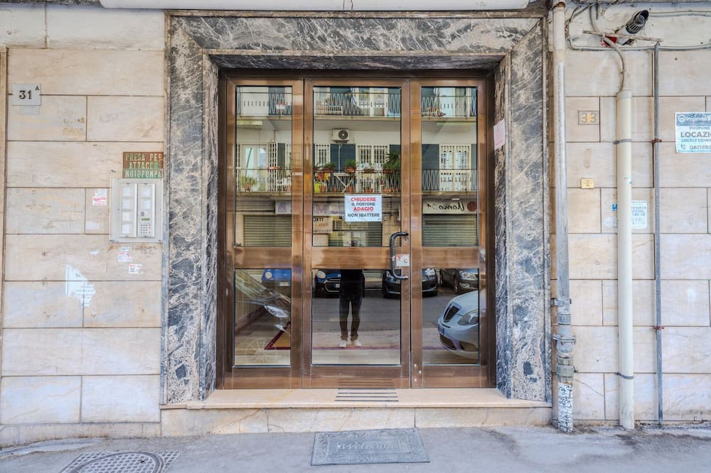 MARINELLI HOUSE - Song Parthenope