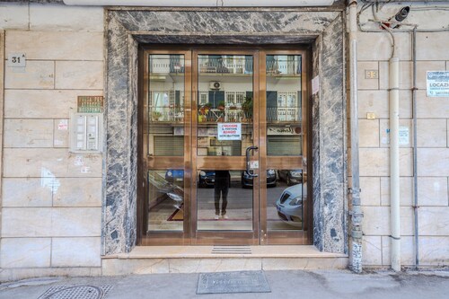 MARINELLI HOUSE - Song Parthenope