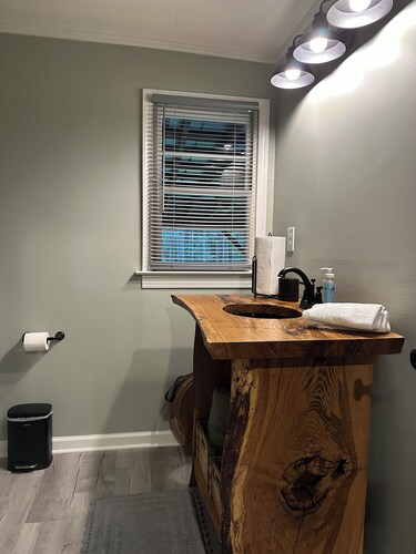 Tranquil cabin in charming Gretna