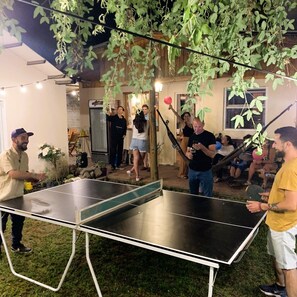 Terrace/patio - Hostel Cosmo (El Bolsón, Rio Negro, Argentina)