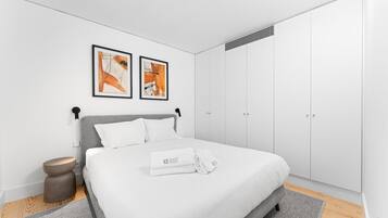 1 bedroom, iron/ironing board, Internet, bed sheets