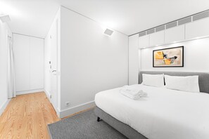 Iron/ironing board, Internet, bed sheets - GuestReady - D. Hugo Boutique Hotel B&B (1D) (Porto)