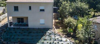 Villa 'Gite Les Bouches Rouges 6 Personnes' with Mountain View, Wi-Fi and Air Conditioning