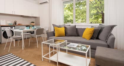 Starflat Gorgeous central apartment NDK