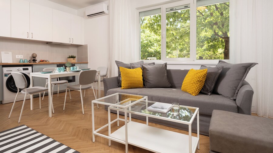Starflat Gorgeous central apartment NDK