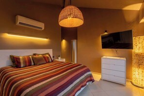4 bedrooms, WiFi, bed sheets - CASA DO DECK - Sauna, HotTub, Deck, Sinuca e Vista (Armação dos Búzios)