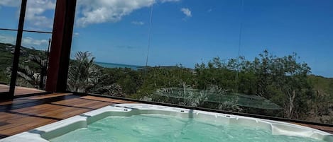 Baignoire à remous extérieure