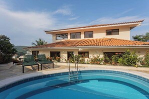 Pool - CASA DO DECK - Sauna, HotTub, Deck, Sinuca e Vista (Armação dos Búzios)