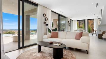 تلفزيون ذكي