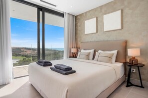 4 dormitorios, tabla de planchar con plancha, wifi gratis y ropa de cama