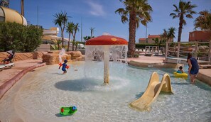 Outdoor pool, a heated pool - ⛱️ Direct beach access - 4* campsite All-comfort mobile home + Covered terrace (Vias)