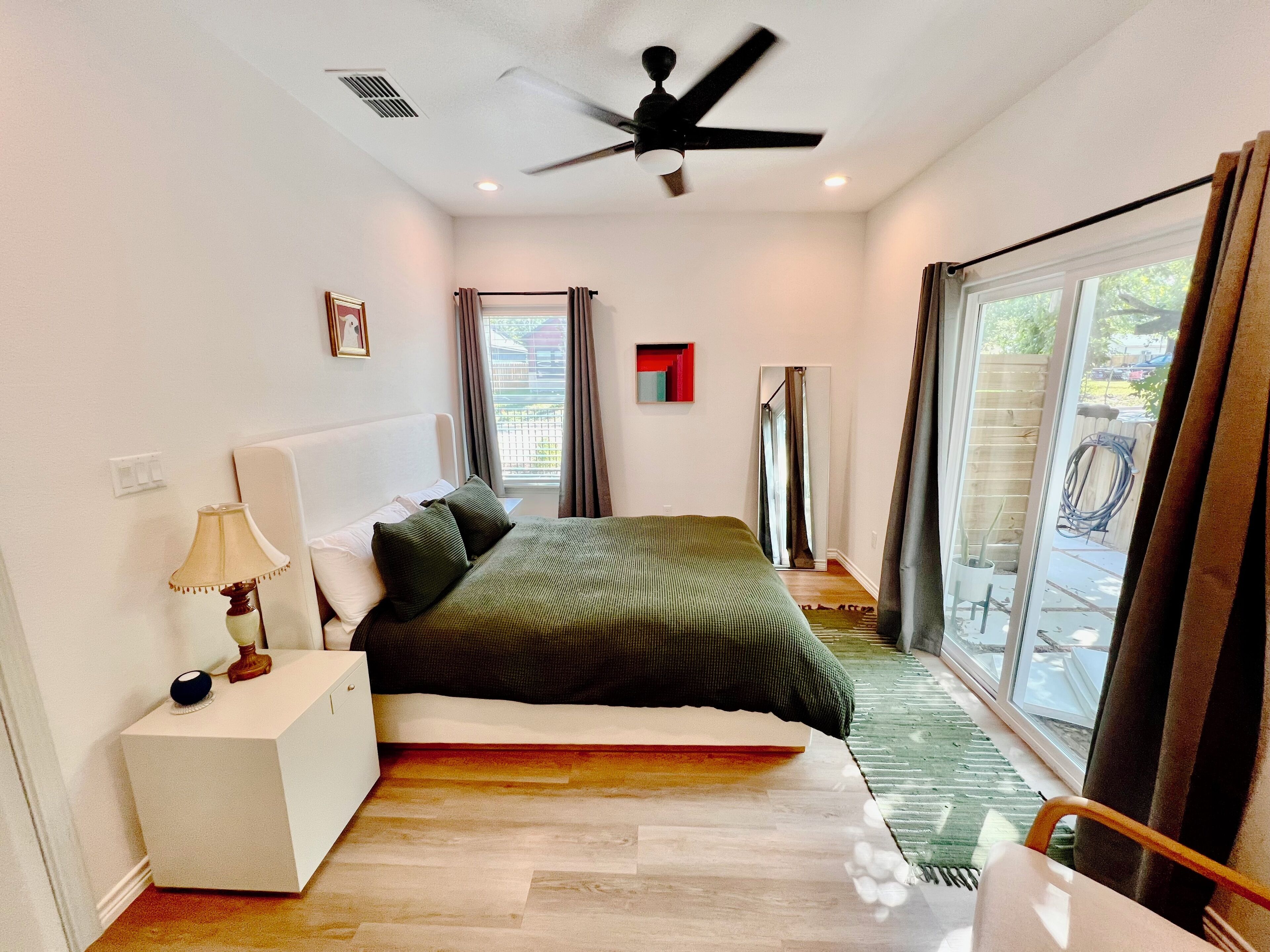 2 bedrooms, desk, iron/ironing board, free WiFi