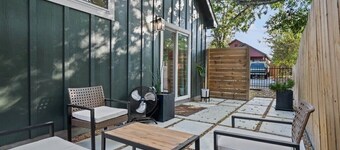 New Getaway with Private Patio Near Downtown Lockhart
