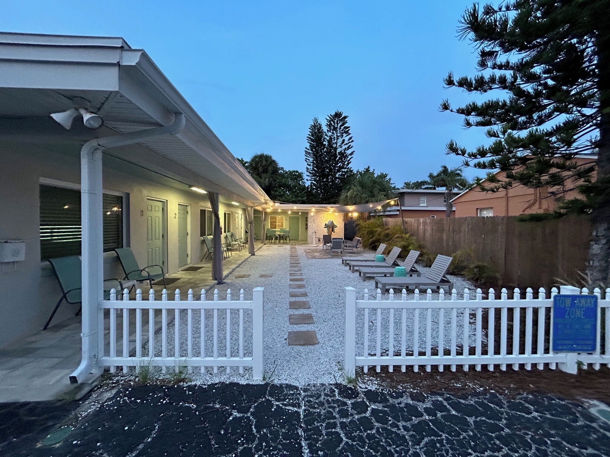 المنشأة من الخارج