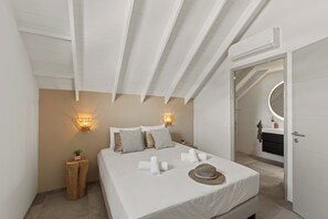4 bedrooms, in-room safe, iron/ironing board, travel crib