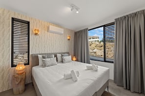 4 Schlafzimmer, Zimmersafe, Bügeleisen/Bügelbrett, Reisekinderbett