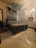 Comfort Double Room, Garden View | Free WiFi, bed sheets