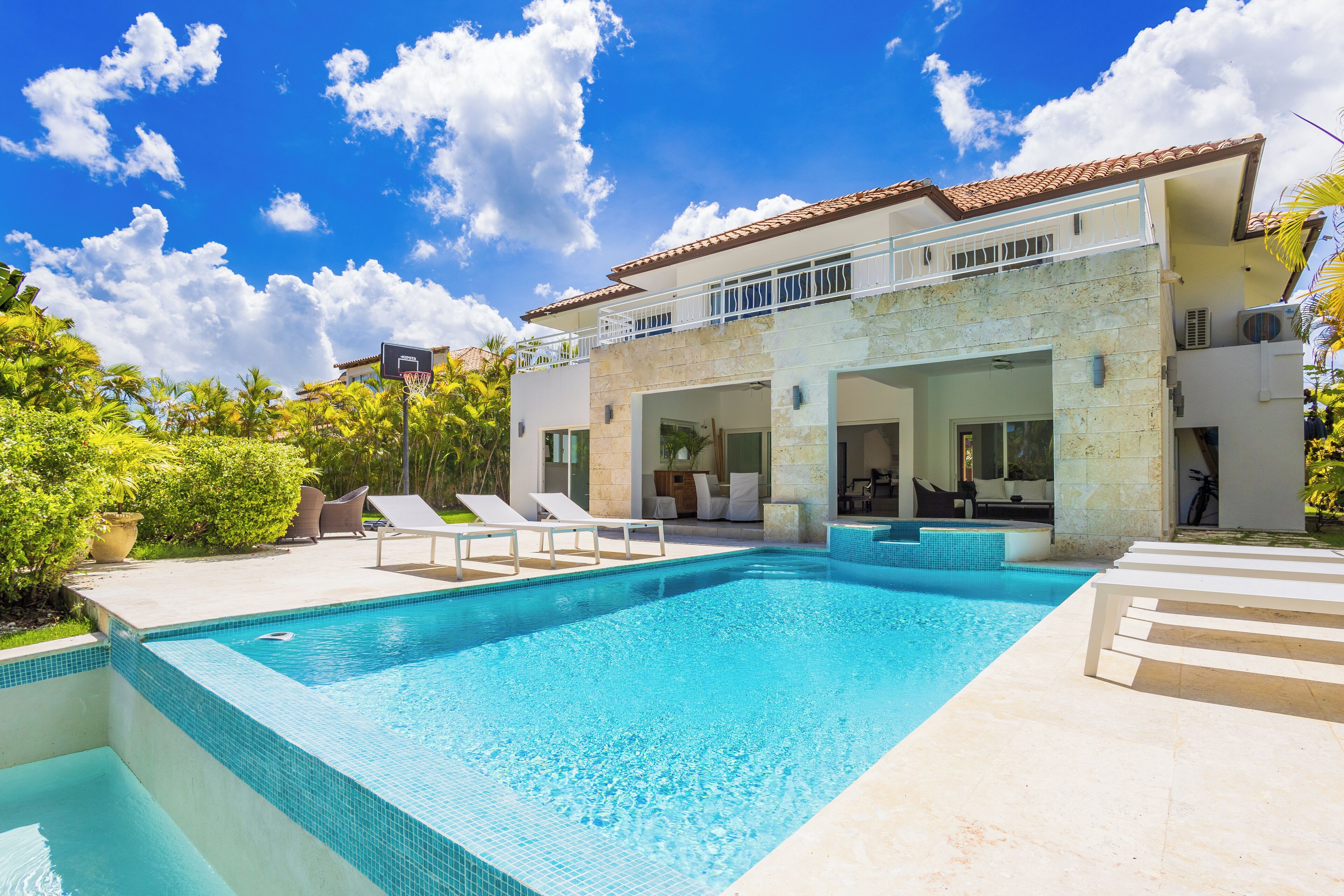 Alberca al aire libre 