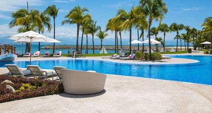 Casa Oasis B-Nayar Gated Beach Club