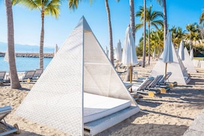 Beach - Casa Oasis B-Nayar Gated Beach Club (La Cruz de Huanacaxtle)