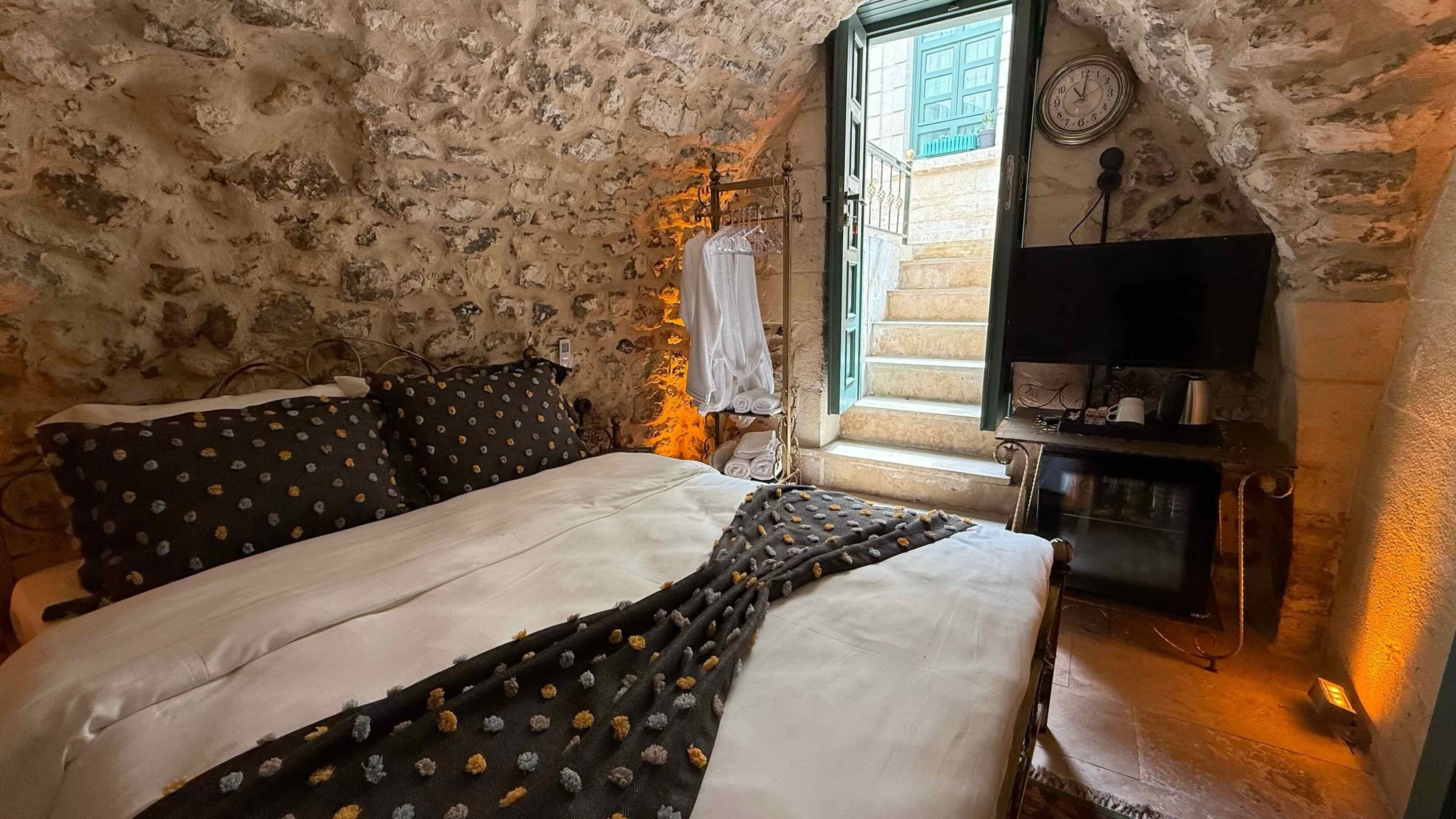 标准双人房 | 免费 WiFi