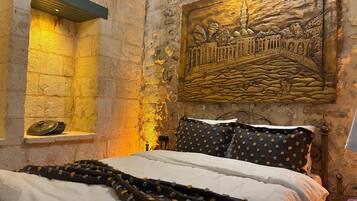 スタンダード ダブルルーム コートヤードビュー | WiFi (無料)