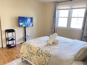 1 bedroom, desk, iron/ironing board, free WiFi