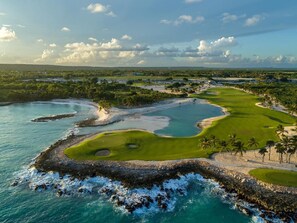 Golf - Boho Chic Penthouse with Ocean View | Cap Cana (CAP CANA)