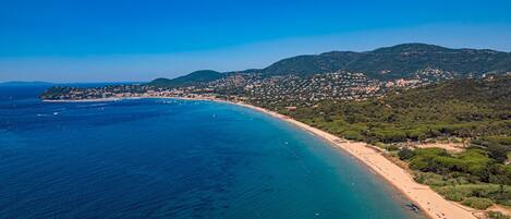 Ubicación cercana a la playa