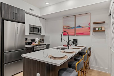 1BR by UPenn, Museums, Zoo, CHOP, Drexel, Rocky