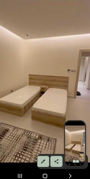 Iron/ironing board, free WiFi - Magic Suite AlSalmiya 33 (Salmiya)