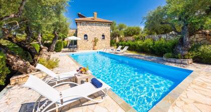 Villa Demetra - Drei Schlafzimmer Villa, Schläft 7