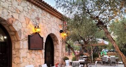 Villa Demetra - Three Bedroom Villa, Sleeps 7