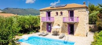 Villa Carolina - Two Bedroom Villa, Sleeps 5