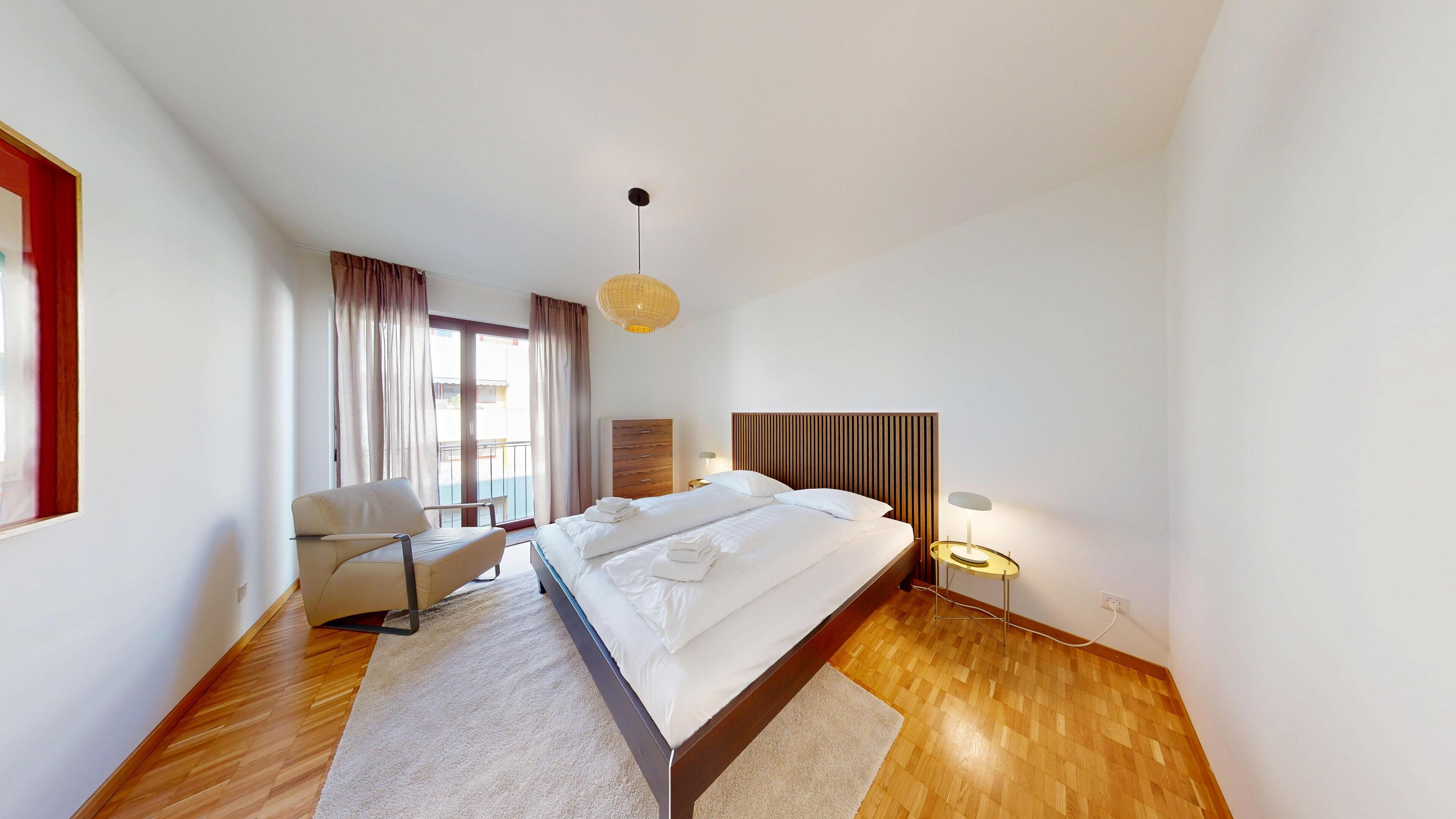 Deluxe Apartment, Balcony | Desk, laptop workspace, iron/ironing board, free WiFi