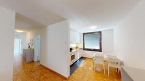 Desk, laptop workspace, iron/ironing board, free WiFi