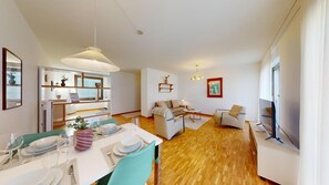 Appartement Deluxe, balcon | Coin séjour