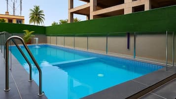 Piscina a l'aire lliure