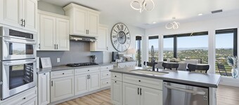 Charming 4-bedroom house in tranquil Payson with City lights & Rim Country Views