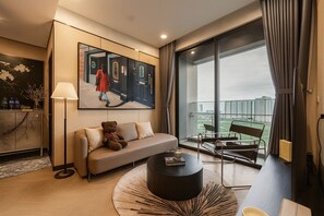 Economy Apartment, 3 Bedrooms, Balcony, City View