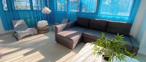 Villa Confort, 2 habitaciones, balcón, vistas al jardín | Sábanas de algodón egipcio y ropa de cama de alta calidad